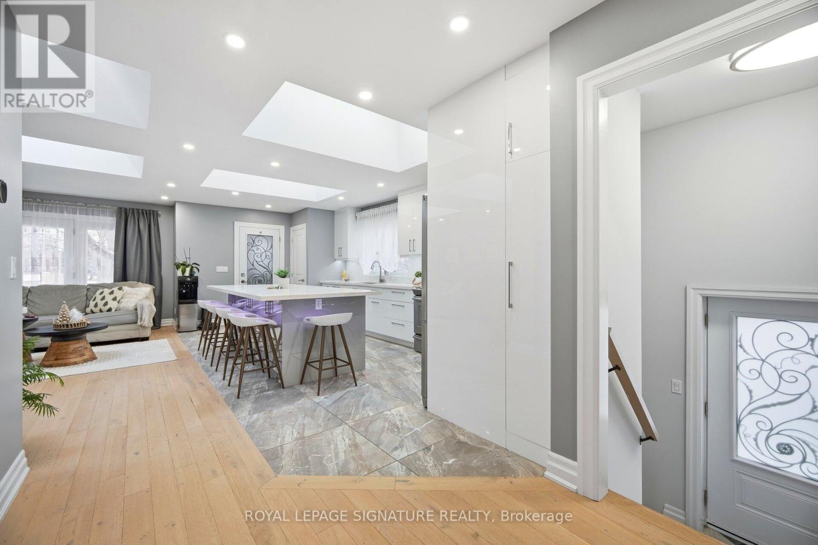 30 Coules Court, Toronto, Ontario  M8W 2N9 - Photo 26 - W12717412