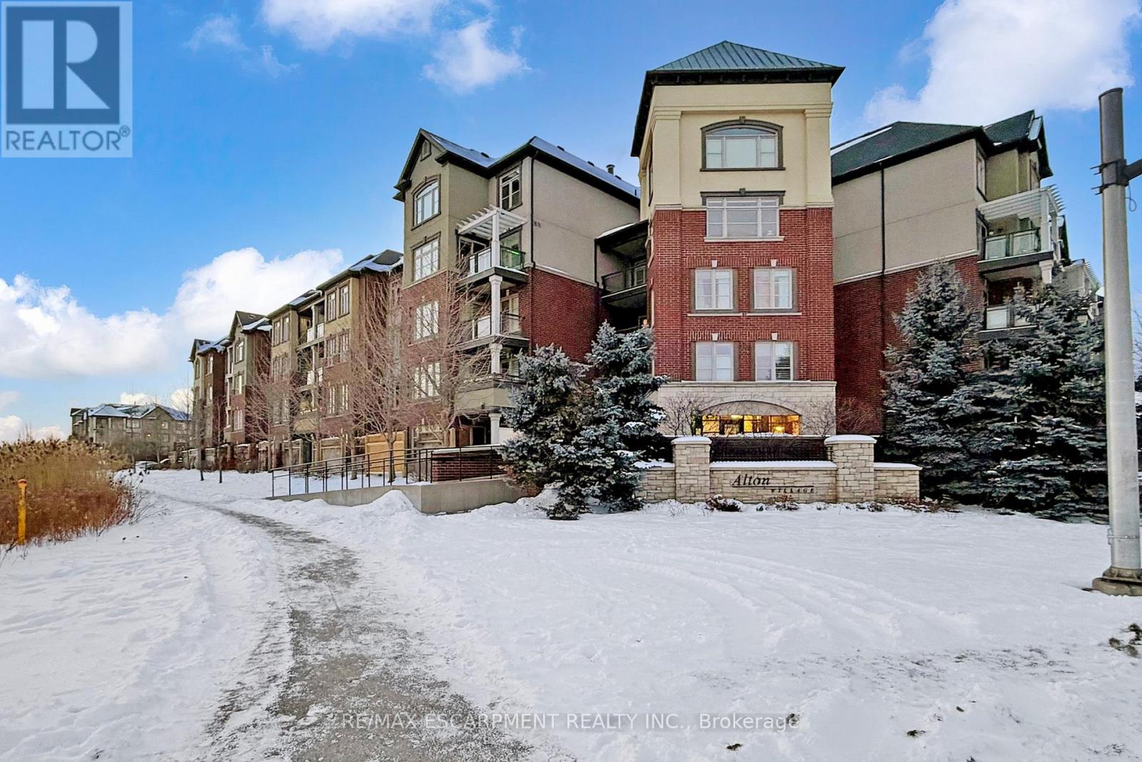 103 - 3060 Rotary Way, Burlington, Ontario  L7M 0G9 - Photo 3 - W12717422