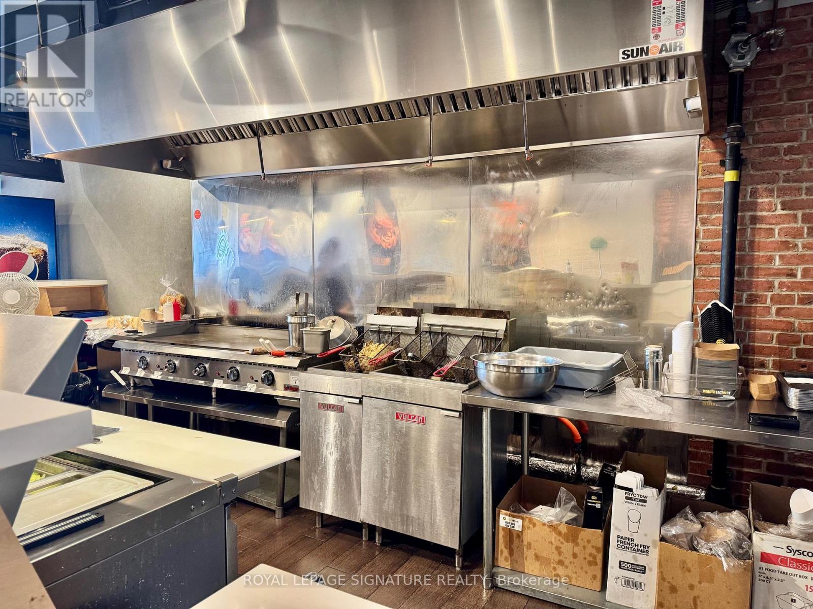 16 - 511 Maple Grove Drive, Oakville, Ontario  L6J 6X8 - Photo 4 - W12717426