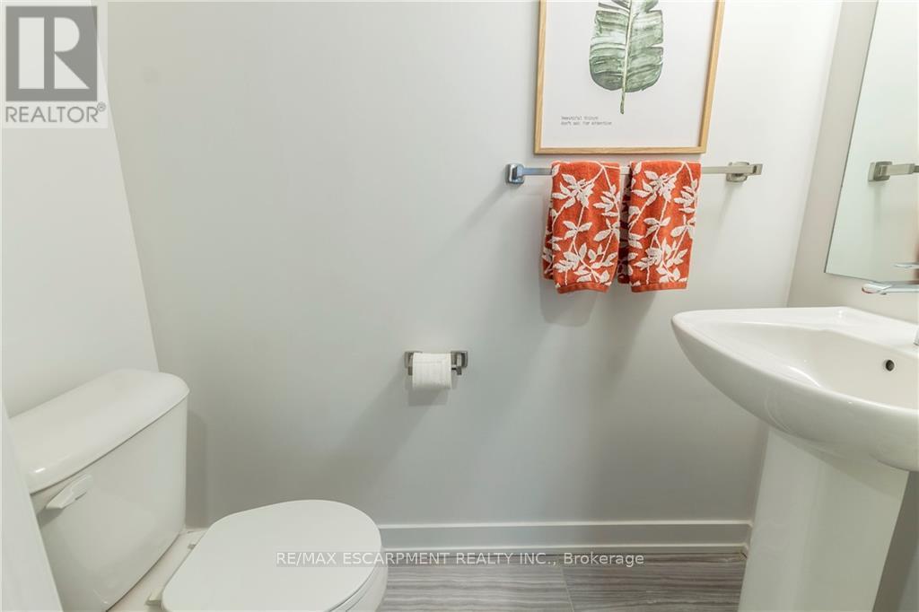 603 - 1129 Cooke Boulevard, Burlington, Ontario  L7T 4A8 - Photo 11 - W12717436