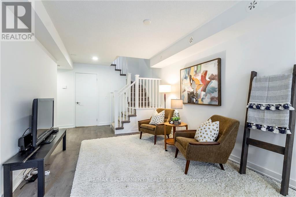 603 - 1129 Cooke Boulevard, Burlington, Ontario  L7T 4A8 - Photo 6 - W12717436