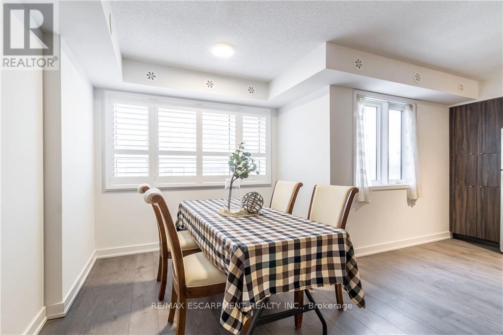 603 - 1129 Cooke Boulevard, Burlington, Ontario  L7T 4A8 - Photo 7 - W12717436