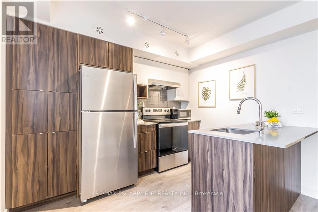 603 - 1129 Cooke Boulevard, Burlington, Ontario  L7T 4A8 - Photo 9 - W12717436