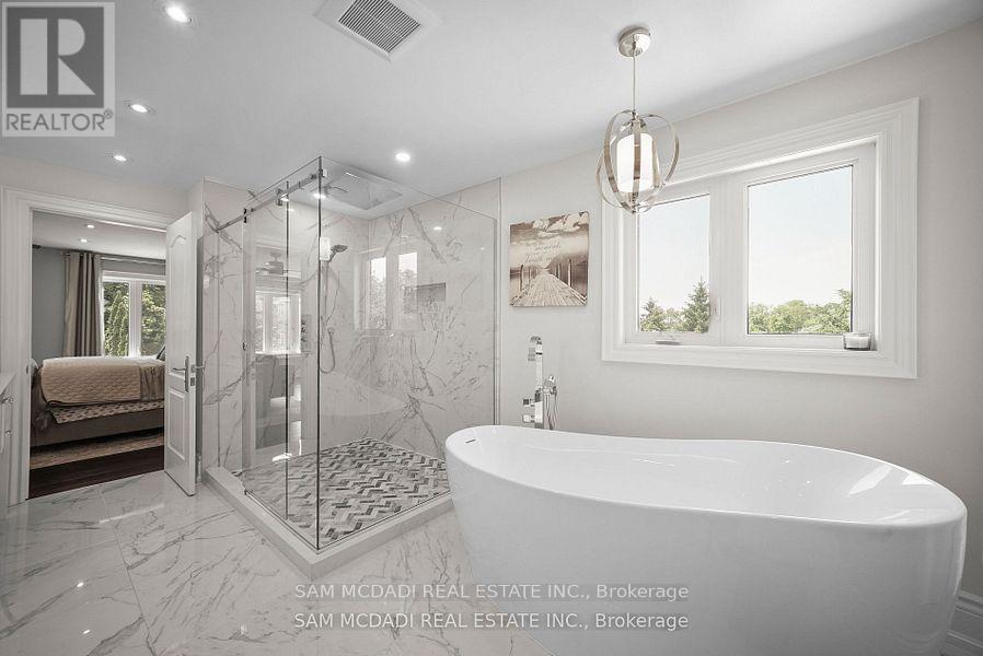 956 Sombrero Way, Mississauga, Ontario  L5W 1S9 - Photo 22 - W12717466