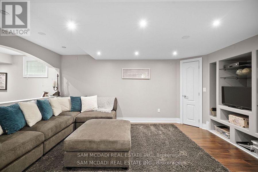 956 Sombrero Way, Mississauga, Ontario  L5W 1S9 - Photo 33 - W12717466