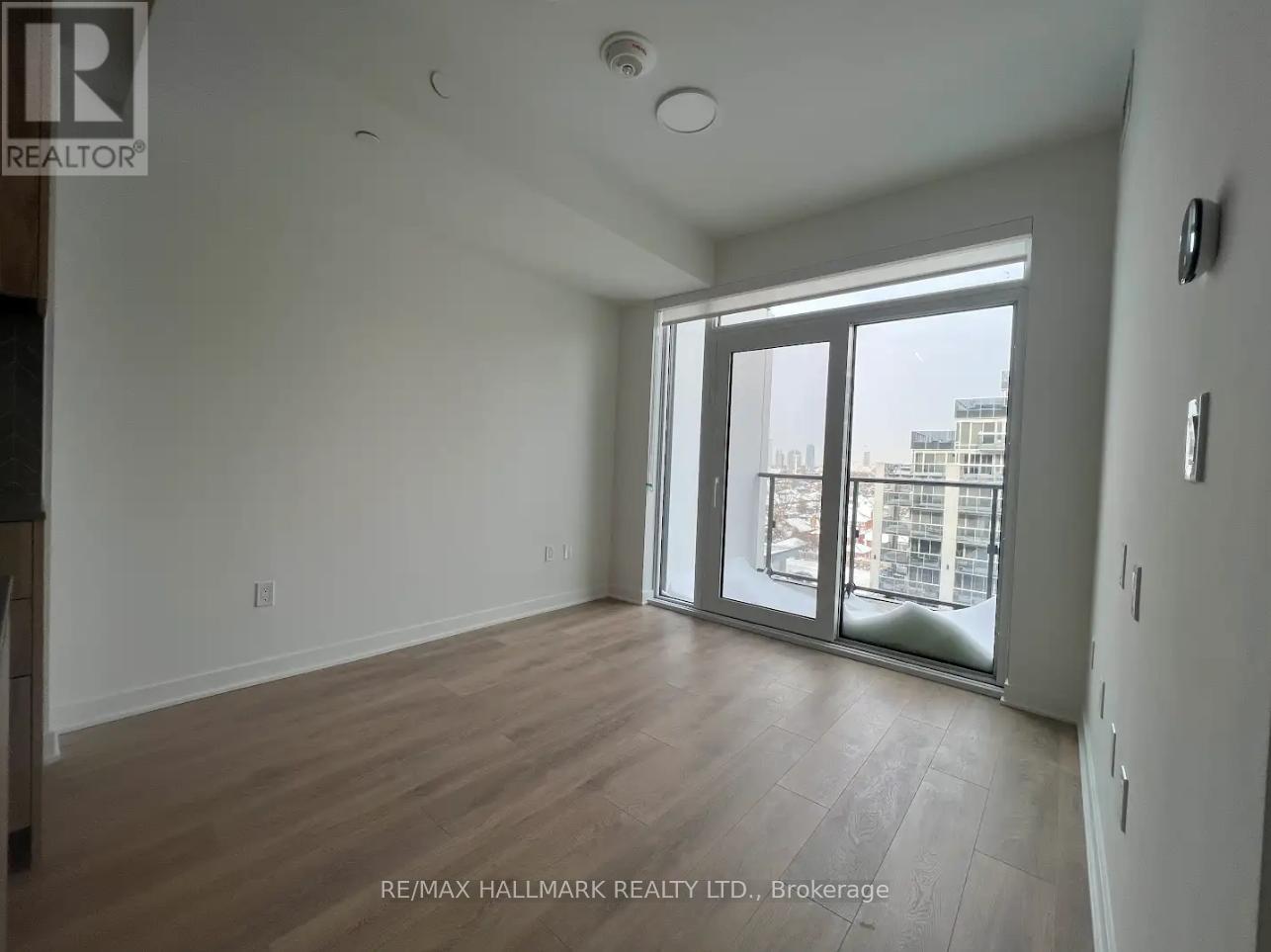 519 - 1037 The Queensway Way, Toronto, Ontario  M8Z 0H5 - Photo 10 - W12717478