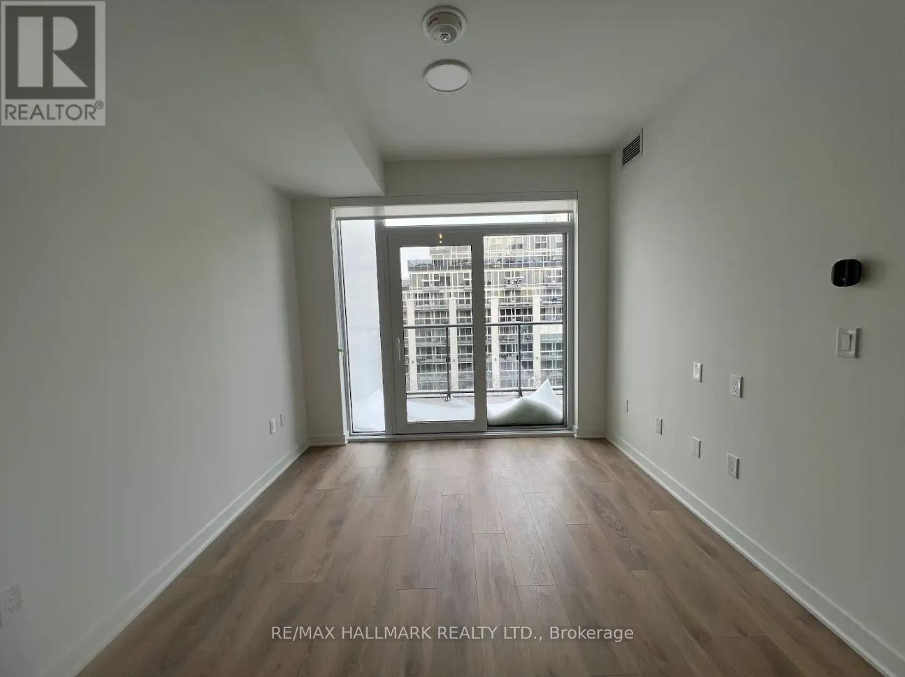 519 - 1037 The Queensway Way, Toronto, Ontario  M8Z 0H5 - Photo 8 - W12717478