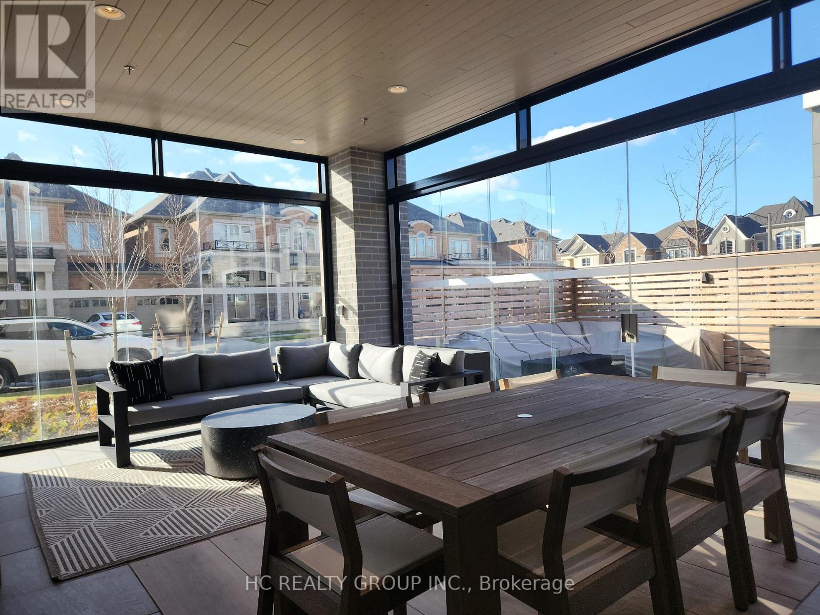 429 - 3250 Carding Mill Trail, Oakville, Ontario  L6M 1L3 - Photo 7 - W12717518