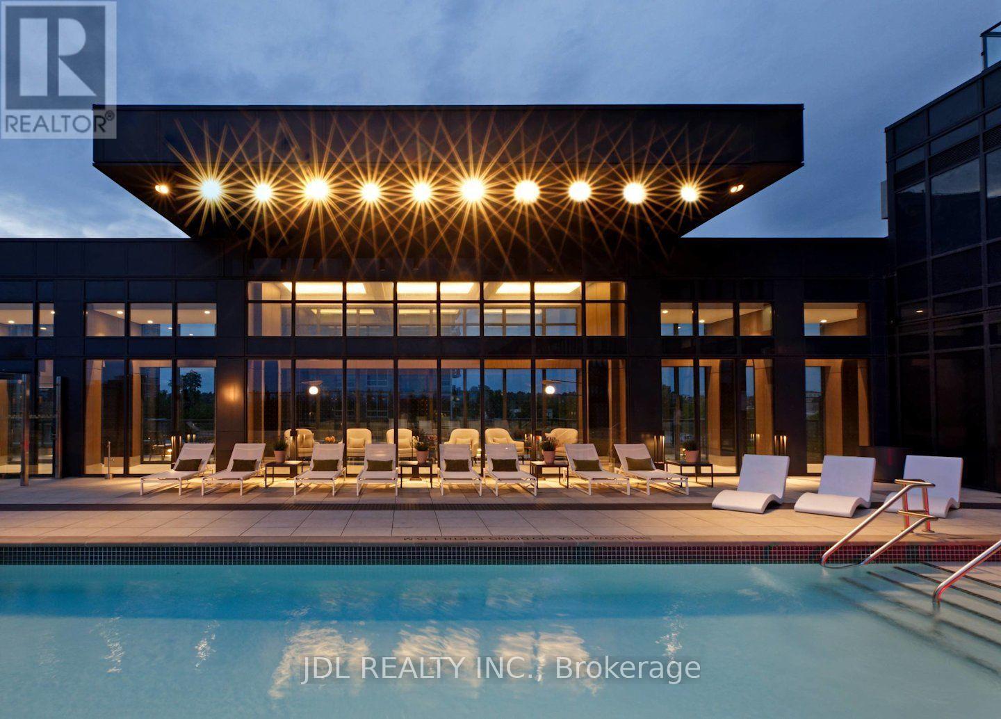 2001 - 30 Inn On The Park Drive, Toronto, Ontario  M3C 0P7 - Photo 14 - C12715088