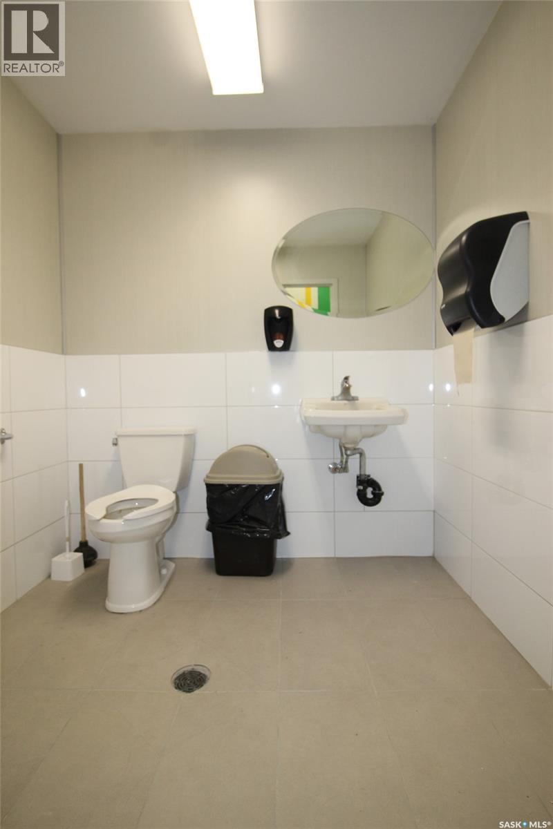 #5 910 3rd Avenue W, Shaunavon, Saskatchewan  S0N 2M0 - Photo 27 - SK027157