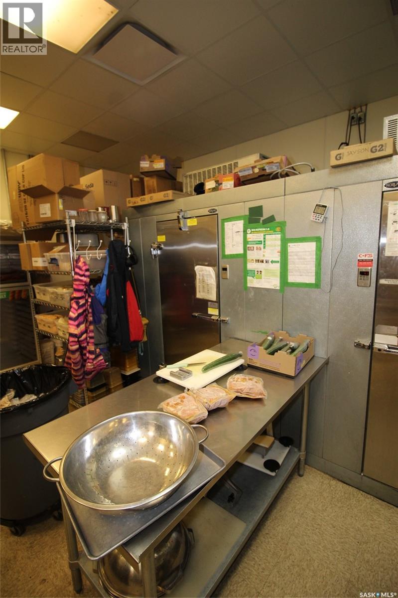 #5 910 3rd Avenue W, Shaunavon, Saskatchewan  S0N 2M0 - Photo 29 - SK027157