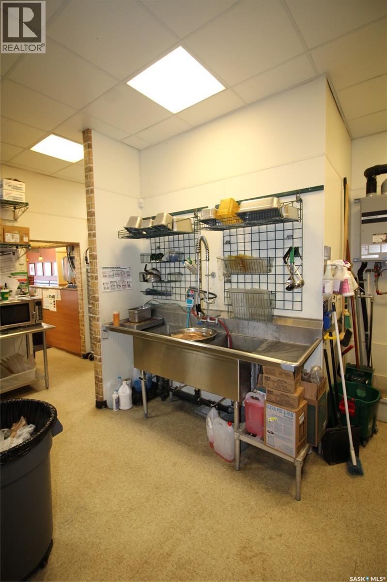 #5 910 3rd Avenue W, Shaunavon, Saskatchewan  S0N 2M0 - Photo 31 - SK027157