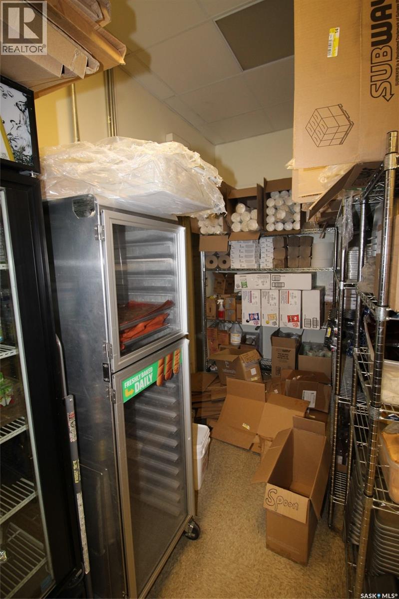 #5 910 3rd Avenue W, Shaunavon, Saskatchewan  S0N 2M0 - Photo 34 - SK027157