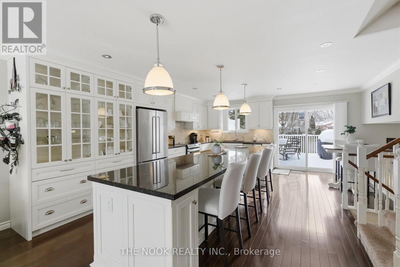 877 Mount Allan Avenue, Oshawa, Ontario  L1J 7M7 - Photo 11 - E12717552