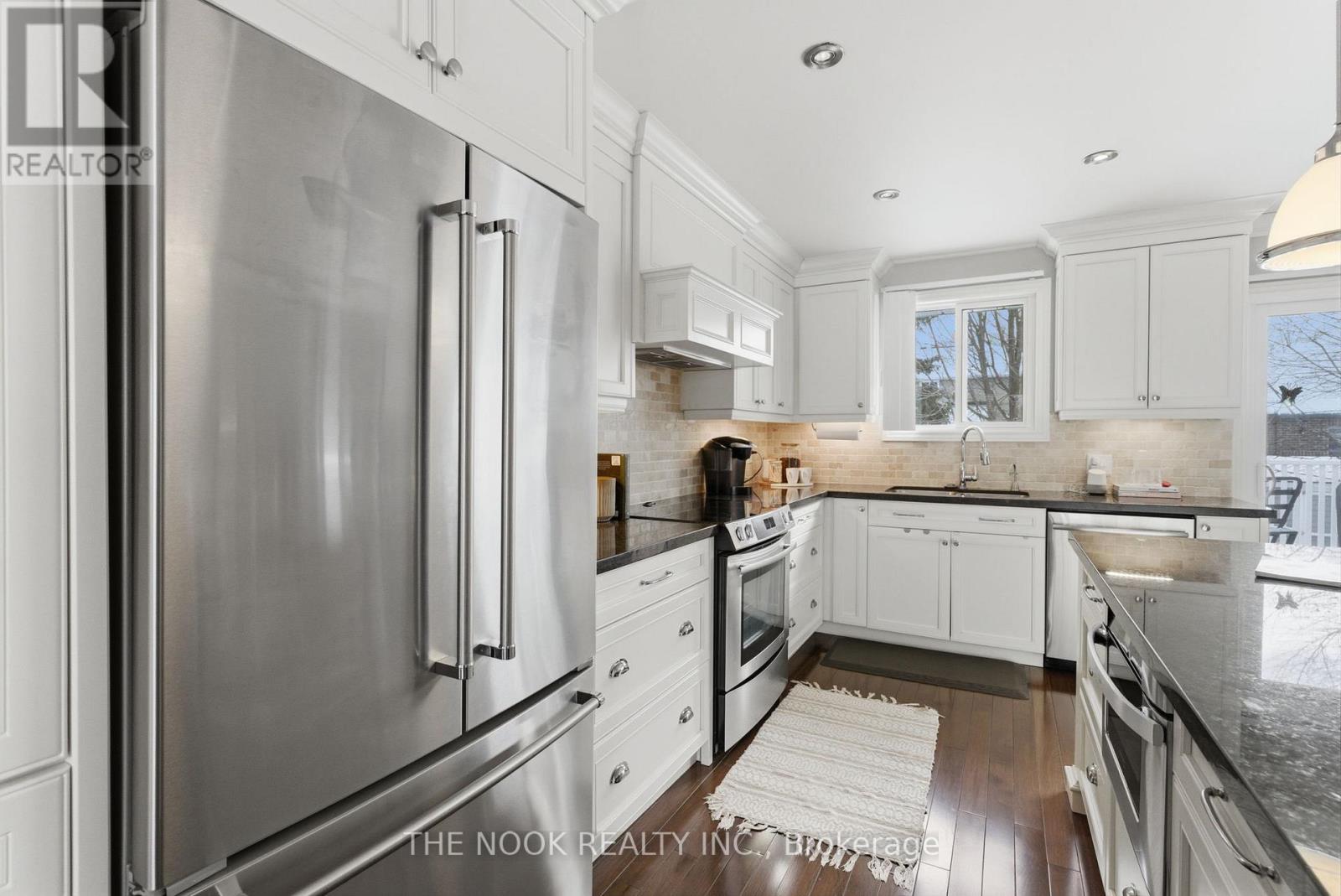 877 Mount Allan Avenue, Oshawa, Ontario  L1J 7M7 - Photo 12 - E12717552