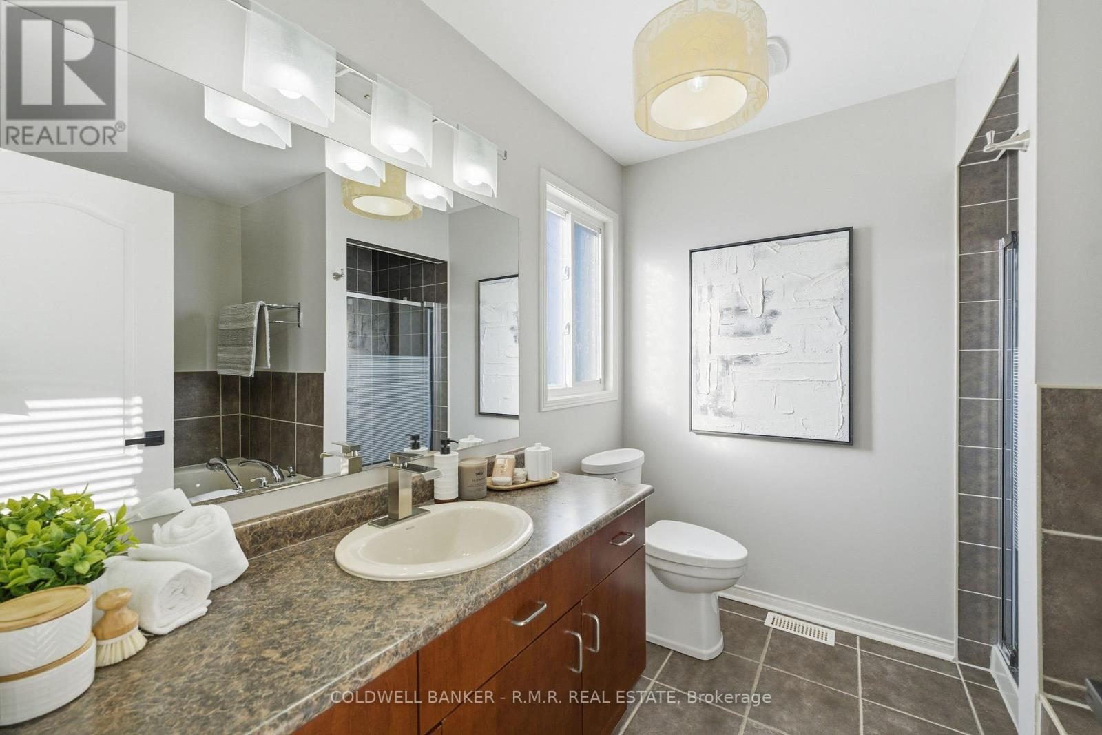 1362 Livesey Court, Oshawa, Ontario  L1K 0G8 - Photo 24 - E12717644