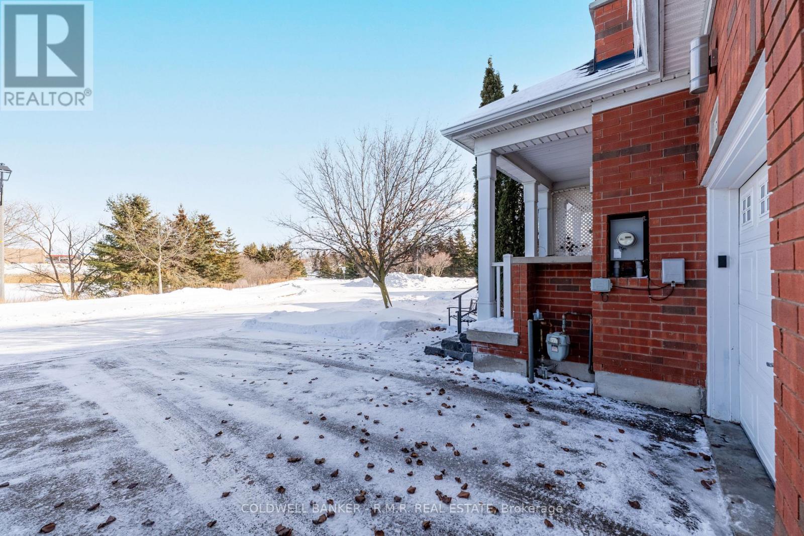 1362 Livesey Court, Oshawa, Ontario  L1K 0G8 - Photo 4 - E12717644