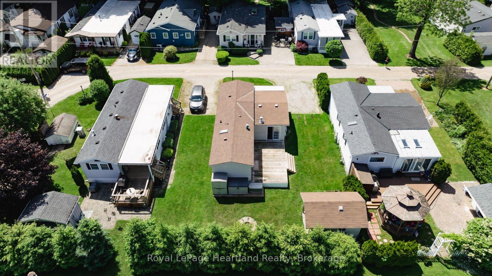 49 - 77307 Bluewater Highway, Bluewater, Ontario  N0M 1G0 - Photo 6 - X12717572