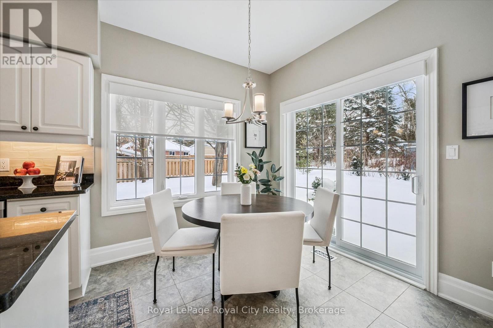 11 - 25 Manor Park Crescent, Guelph, Ontario  N1G 1A2 - Photo 13 - X12717590