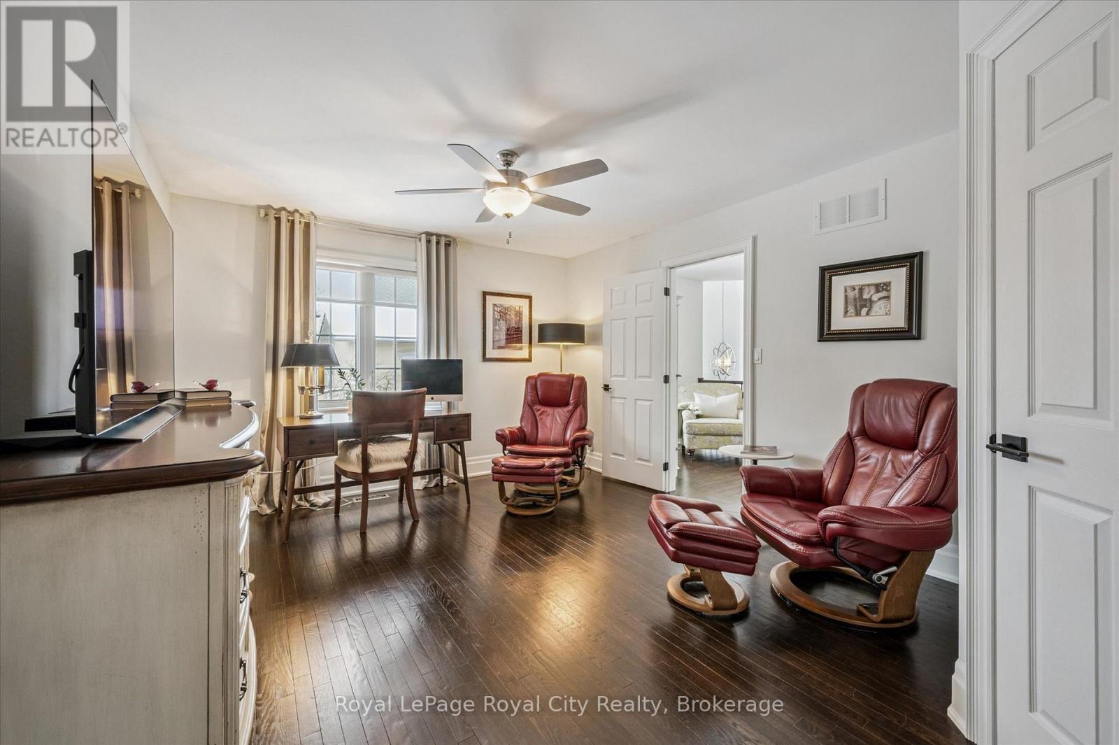 11 - 25 Manor Park Crescent, Guelph, Ontario  N1G 1A2 - Photo 22 - X12717590