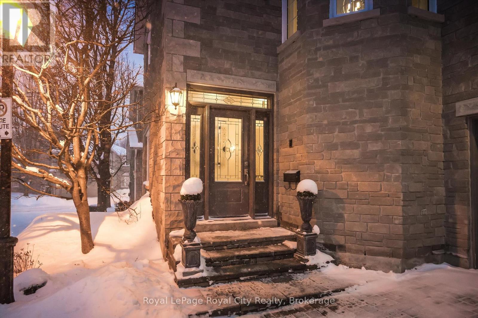 11 - 25 Manor Park Crescent, Guelph, Ontario  N1G 1A2 - Photo 43 - X12717590