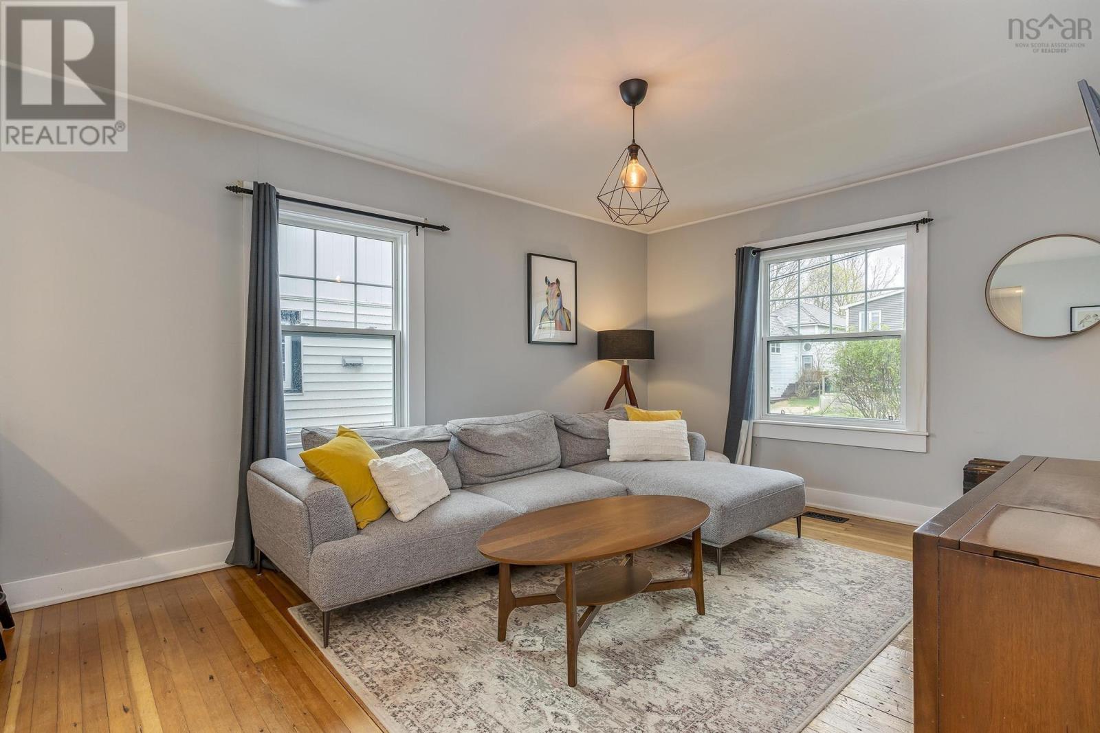 5367 Vestry Street, Halifax, Nova Scotia  B3K 2P2 - Photo 8 - 202601246