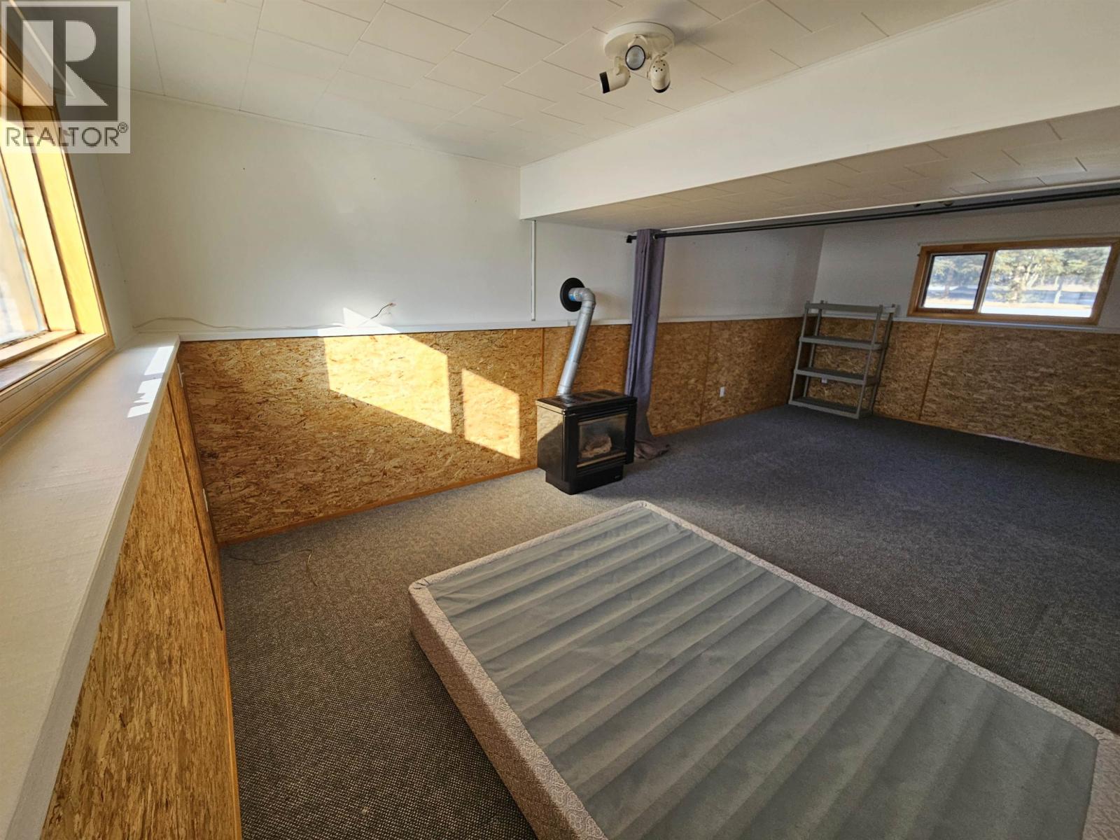 5982 Horse Lake Road, 100 Mile House, British Columbia  V0K 2E3 - Photo 6 - R3081516