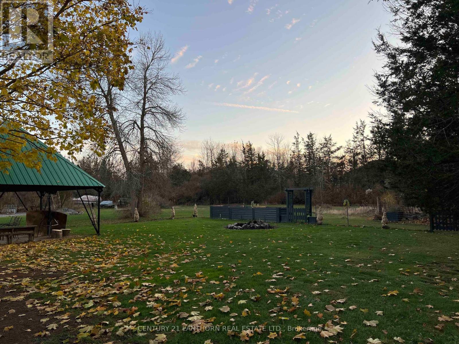 735 County Rd 28 Road, Prince Edward County, Ontario  K8N 4Z7 - Photo 10 - X12717628