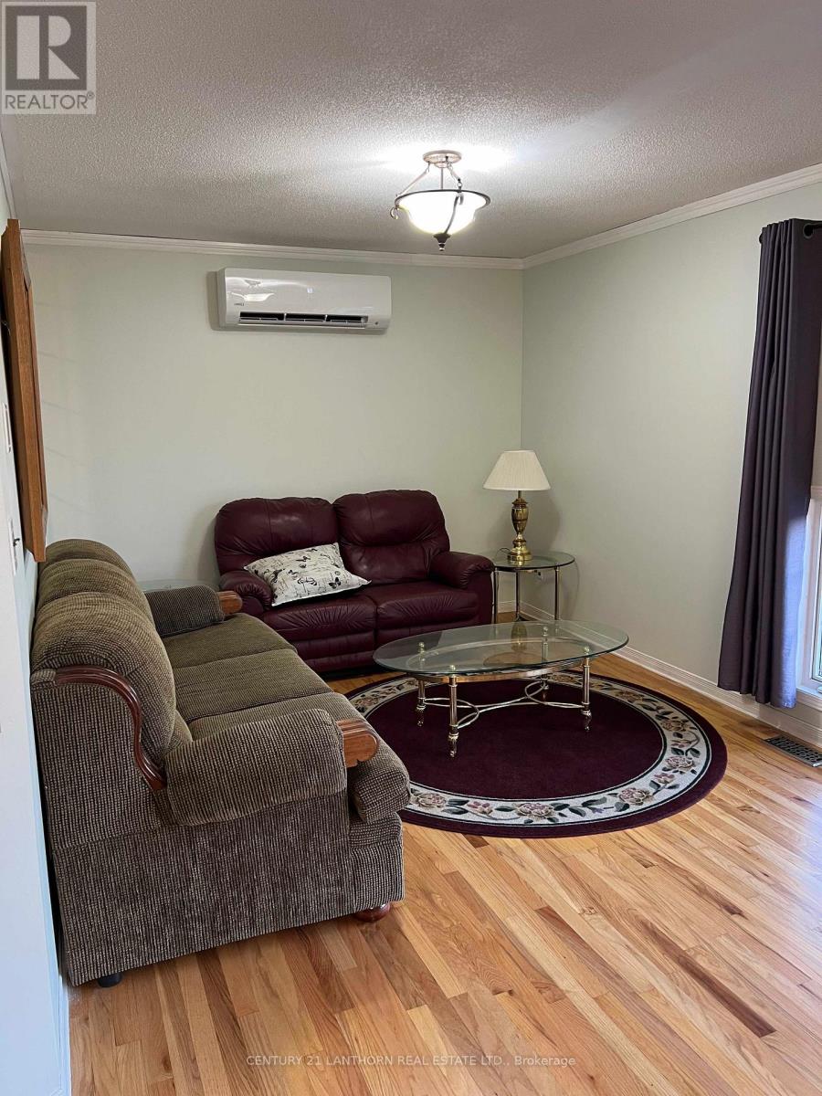 735 County Rd 28 Road, Prince Edward County, Ontario  K8N 4Z7 - Photo 3 - X12717628