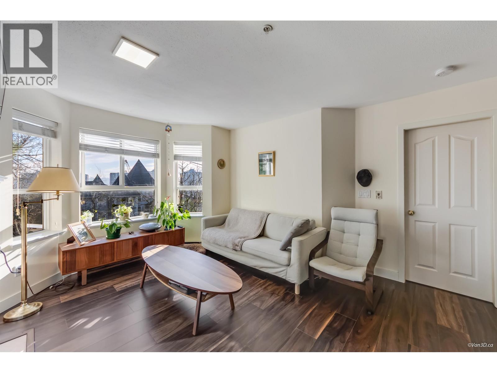 101 202 Mowat Street, New Westminster, British Columbia  V3M 4B2 - Photo 5 - R3081185