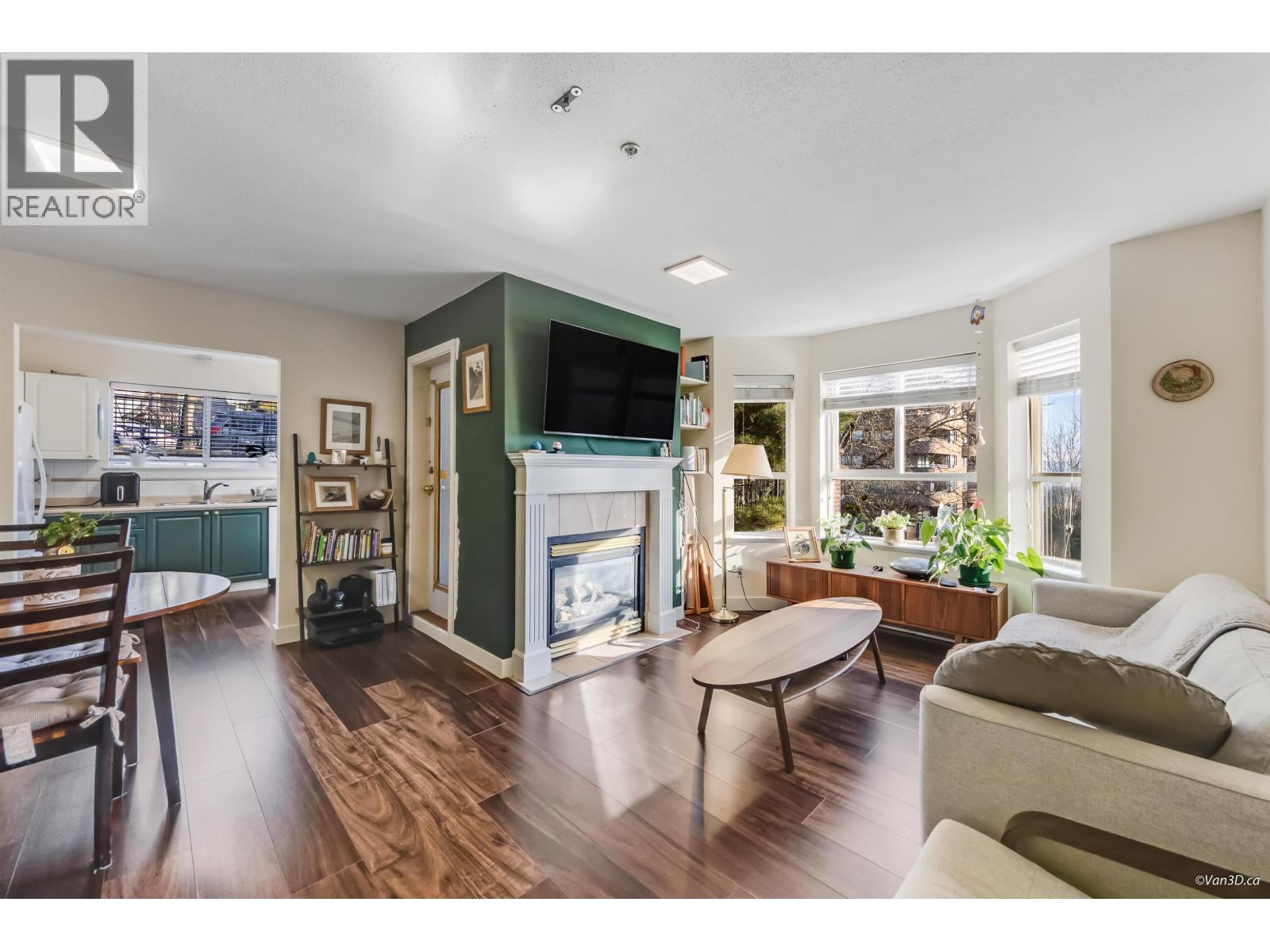 101 202 Mowat Street, New Westminster, British Columbia  V3M 4B2 - Photo 4 - R3081185