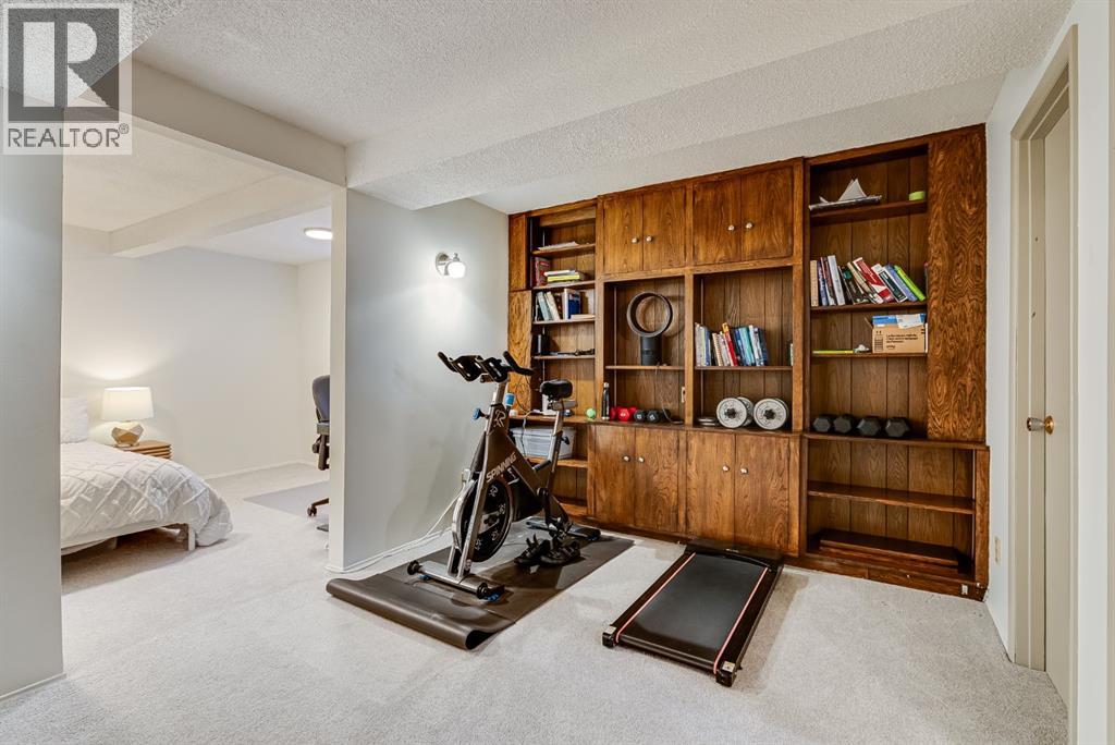 10623 Waneta Crescent Se, Calgary, Alberta  T2J 1J5 - Photo 30 - A2280449