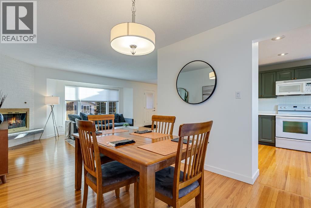 10623 Waneta Crescent Se, Calgary, Alberta  T2J 1J5 - Photo 8 - A2280449