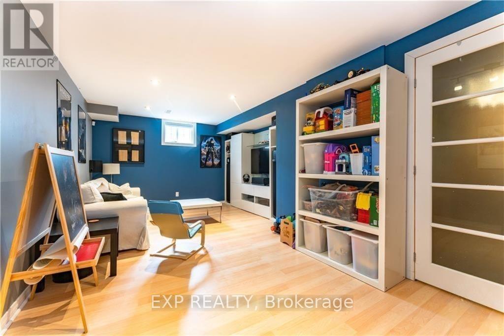 438 Ashbourne Crescent, Ottawa, Ontario  K2J 0P5 - Photo 3 - X12717546