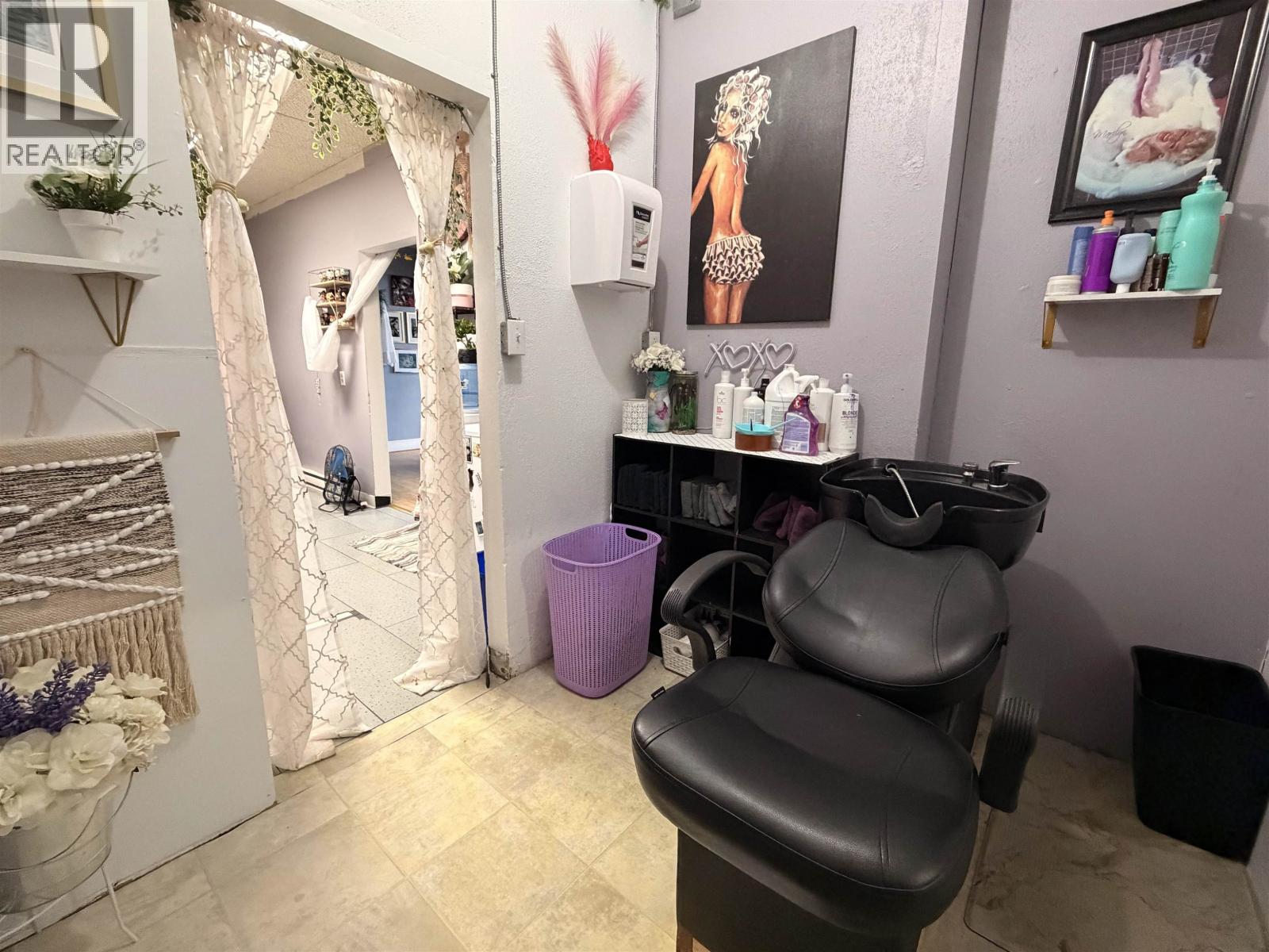 147 N First Avenue, Williams Lake, British Columbia  V2G 1Y7 - Photo 11 - C8075360