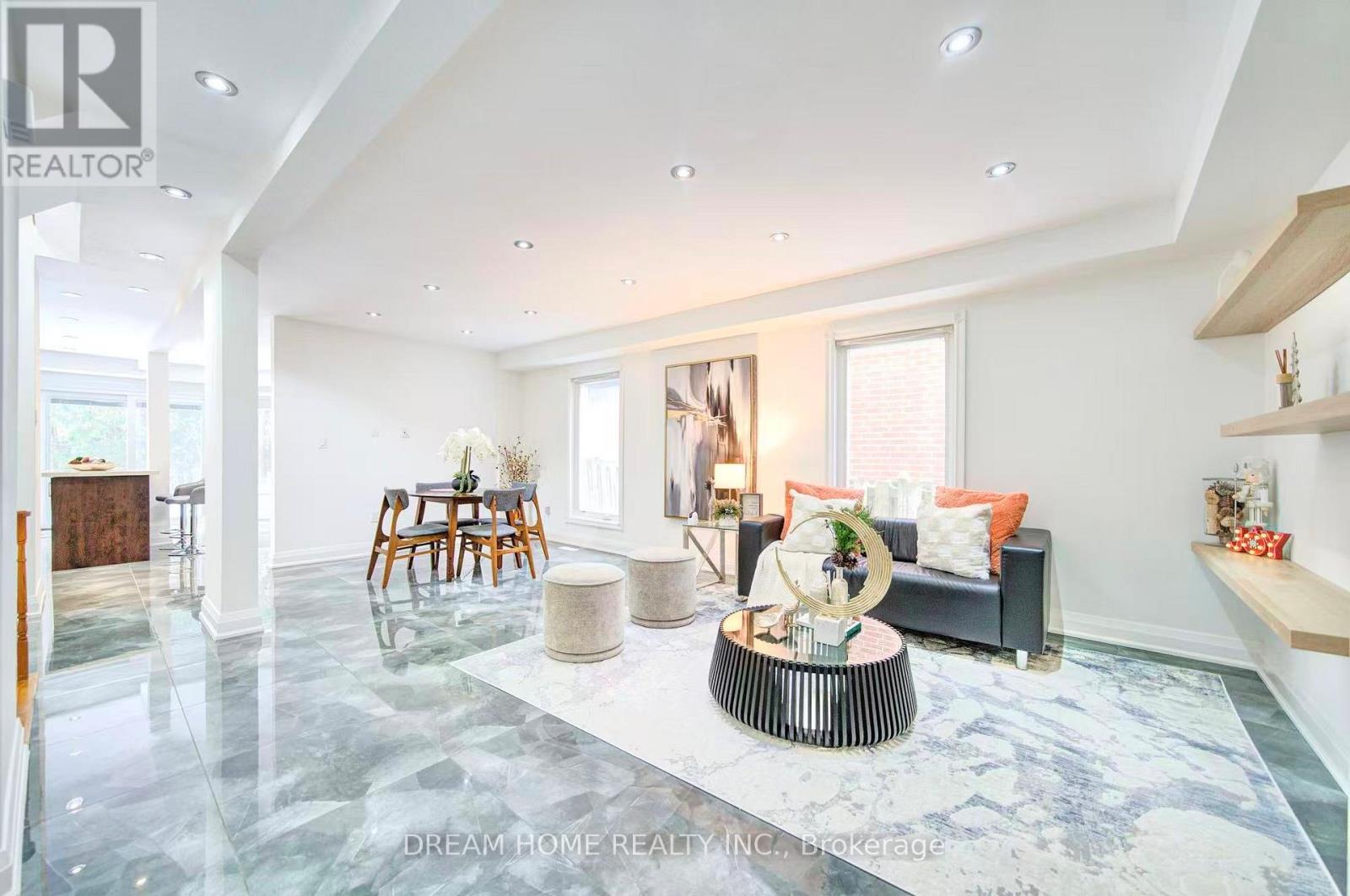 30 Marlow Crescent, Markham, Ontario  L3R 4P5 - Photo 5 - N12709590