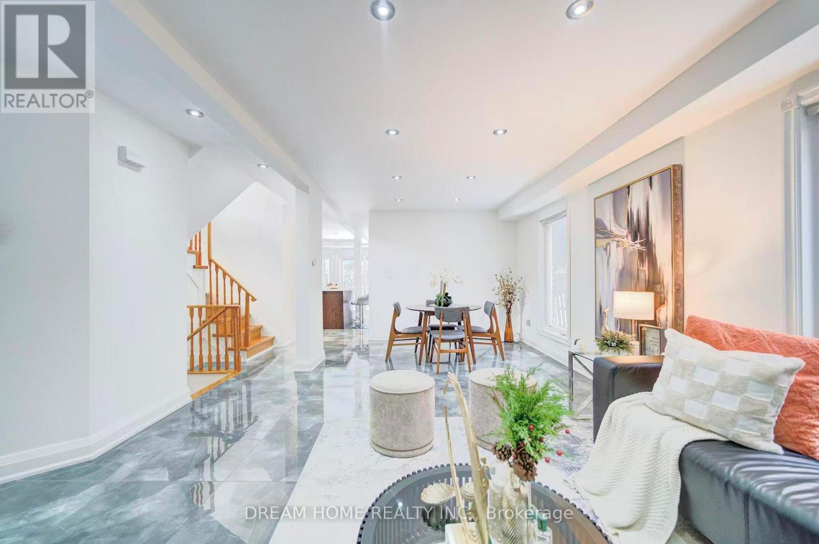 30 Marlow Crescent, Markham, Ontario  L3R 4P5 - Photo 6 - N12709590