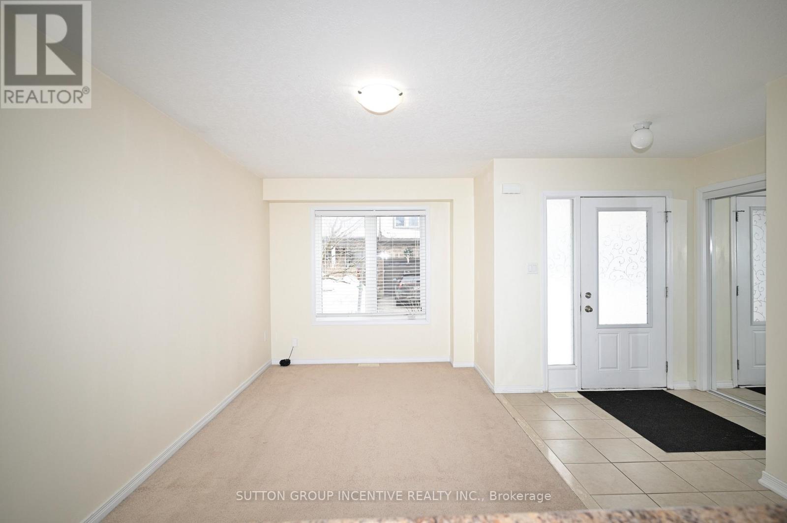 29 - 90 Sovereign's Gate, Barrie, Ontario  L4N 0Y9 - Photo 4 - S12717320