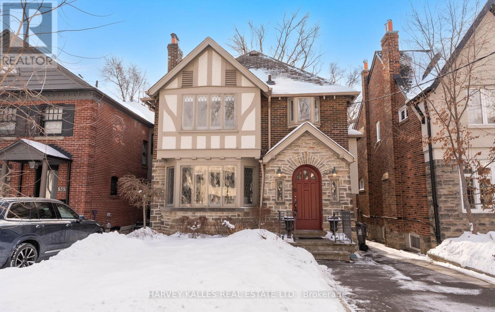 565 BRIAR HILL AVENUE, Toronto, Ontario