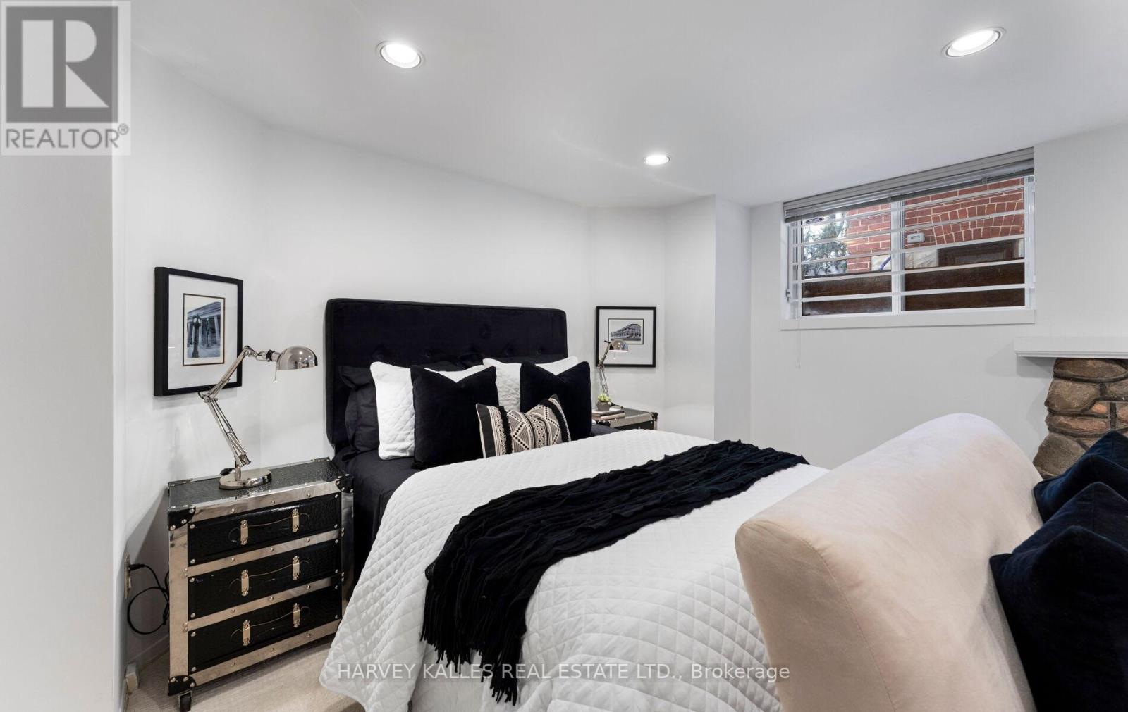 565 Briar Hill Avenue, Toronto, Ontario  M5N 1N1 - Photo 41 - C12717600