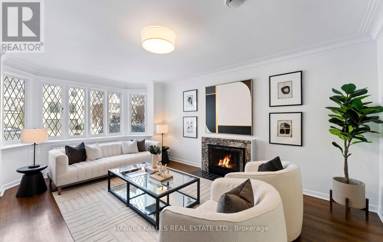 565 Briar Hill Avenue, Toronto, Ontario  M5N 1N1 - Photo 8 - C12717600