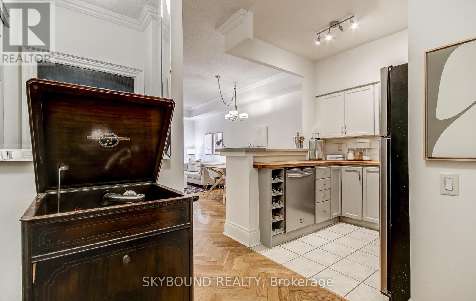 703 - 120 Lombard Street, Toronto, Ontario  M5C 3H5 - Photo 7 - C12717604