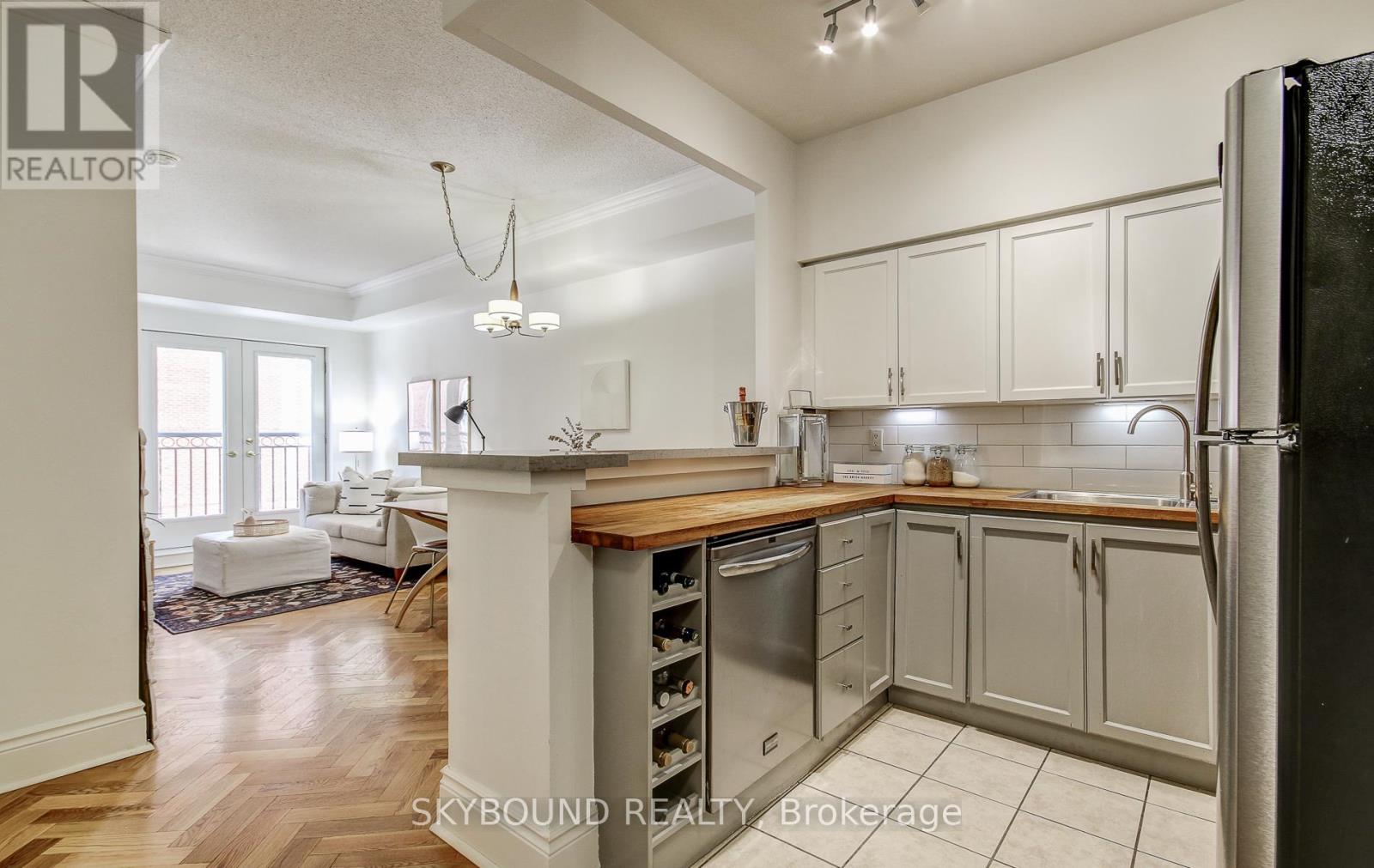 703 - 120 Lombard Street, Toronto, Ontario  M5C 3H5 - Photo 8 - C12717604