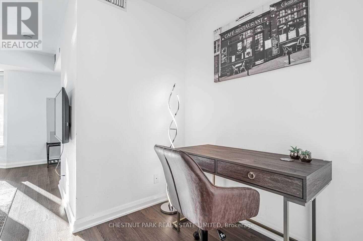 2817 - 155 Yorkville Avenue, Toronto, Ontario  M5R 0B4 - Photo 4 - C12717668