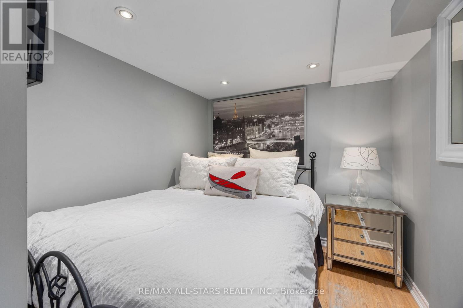 10 Sufi Crescent, Toronto, Ontario  M4A 2X3 - Photo 34 - C12717672
