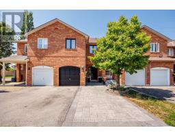 10 SUFI CRESCENT, Toronto, Ontario