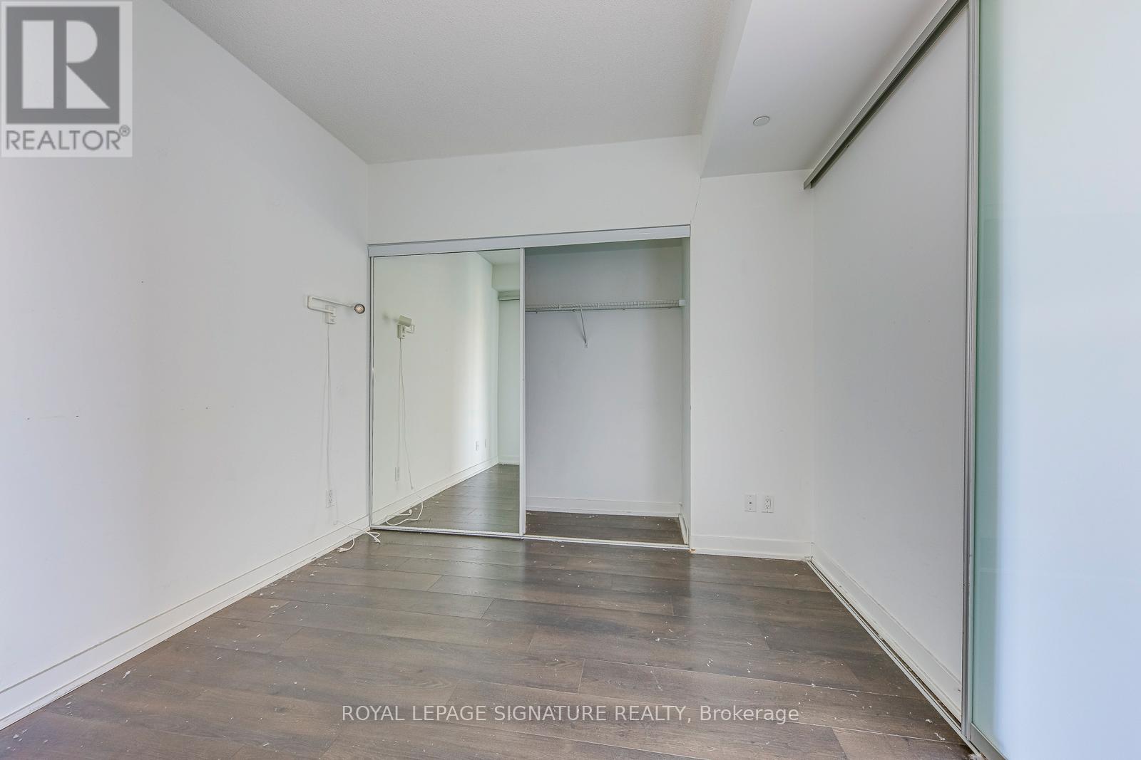 1901 - 20 Bruyeres Mews, Toronto, Ontario  M5V 0G8 - Photo 15 - C12717702