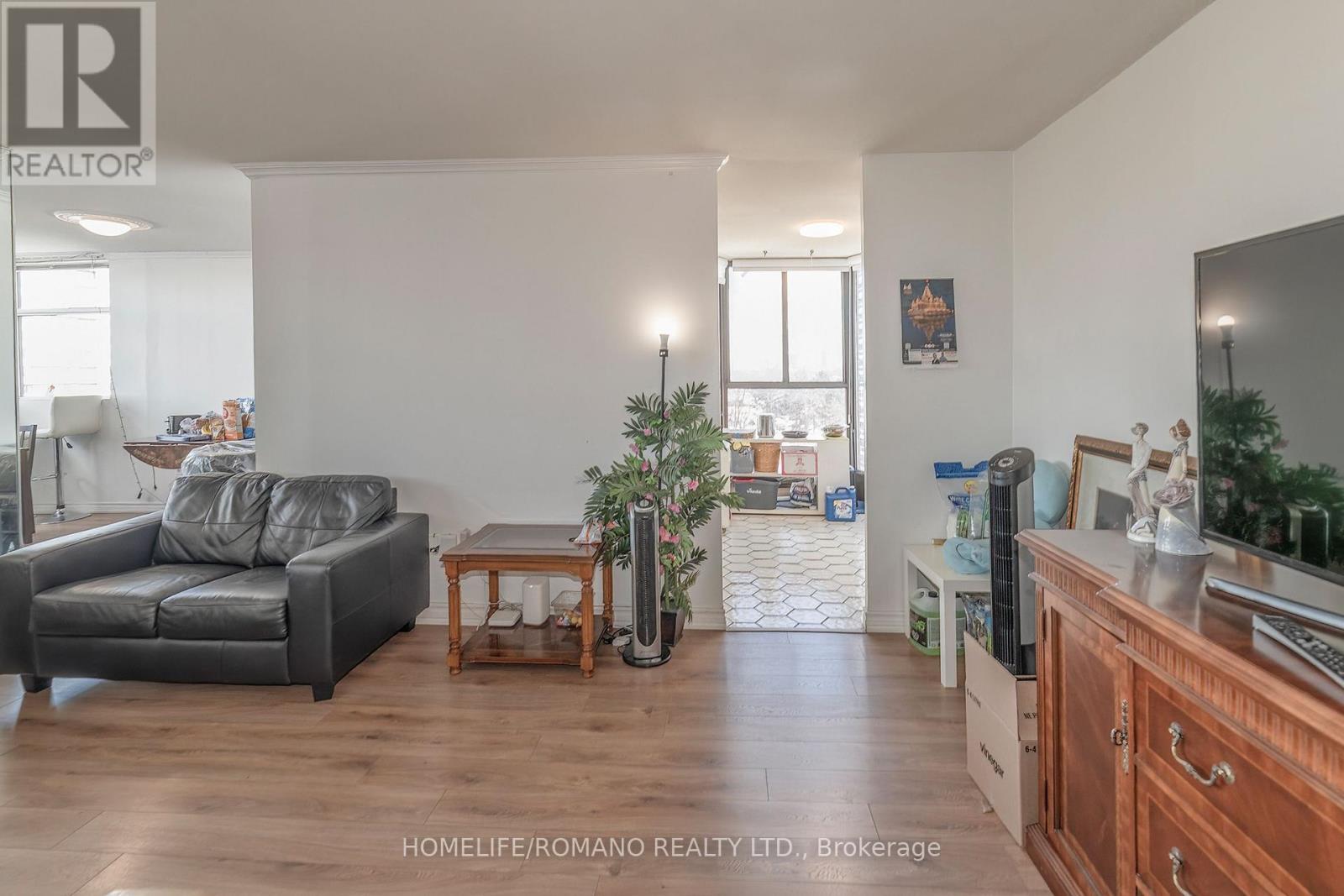 702 - 100 Antibes Drive, Toronto, Ontario  M2R 3N1 - Photo 3 - C12717714