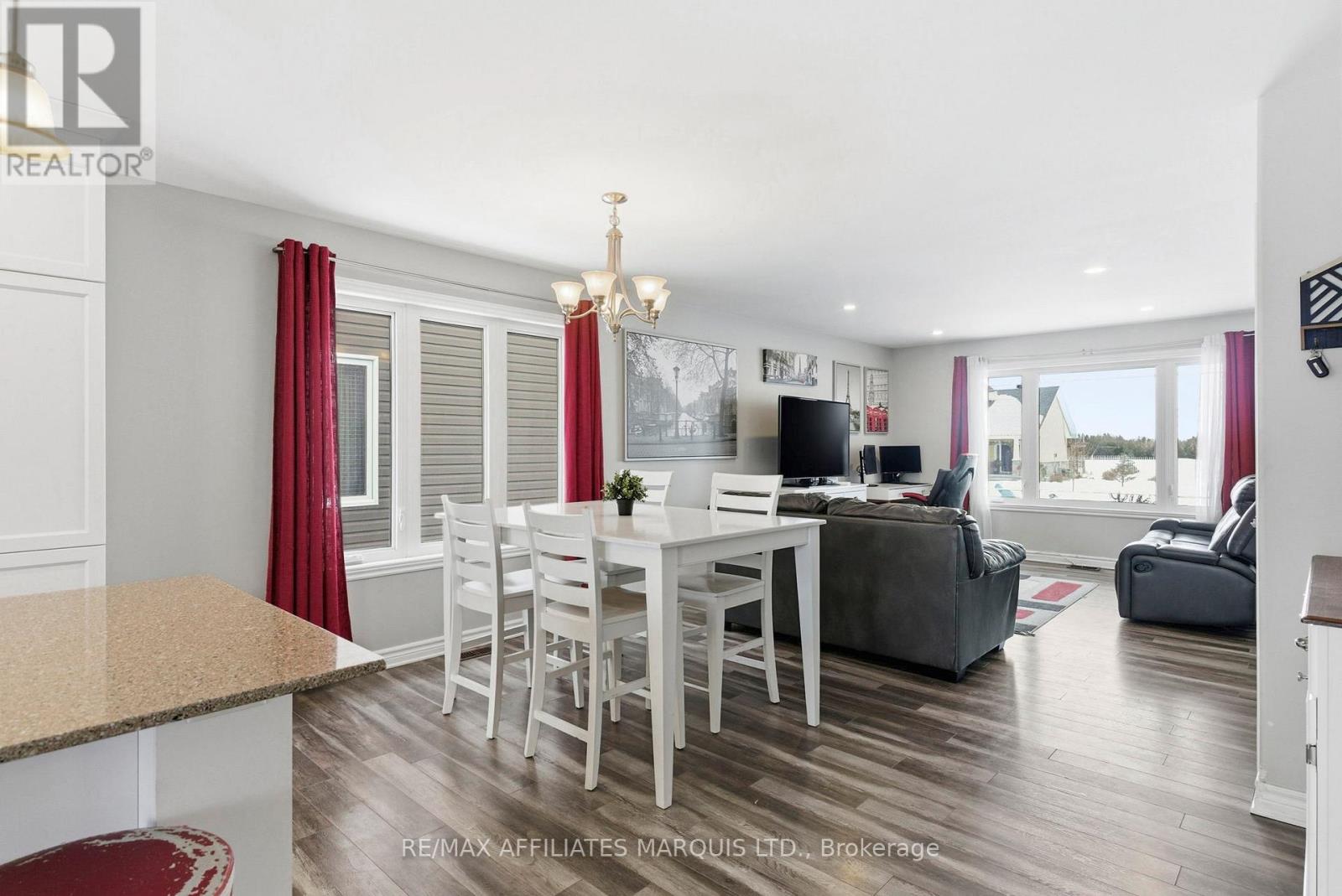 50 Jim Brownell Boulevard, South Stormont, Ontario  K0C 1P0 - Photo 7 - X12717684