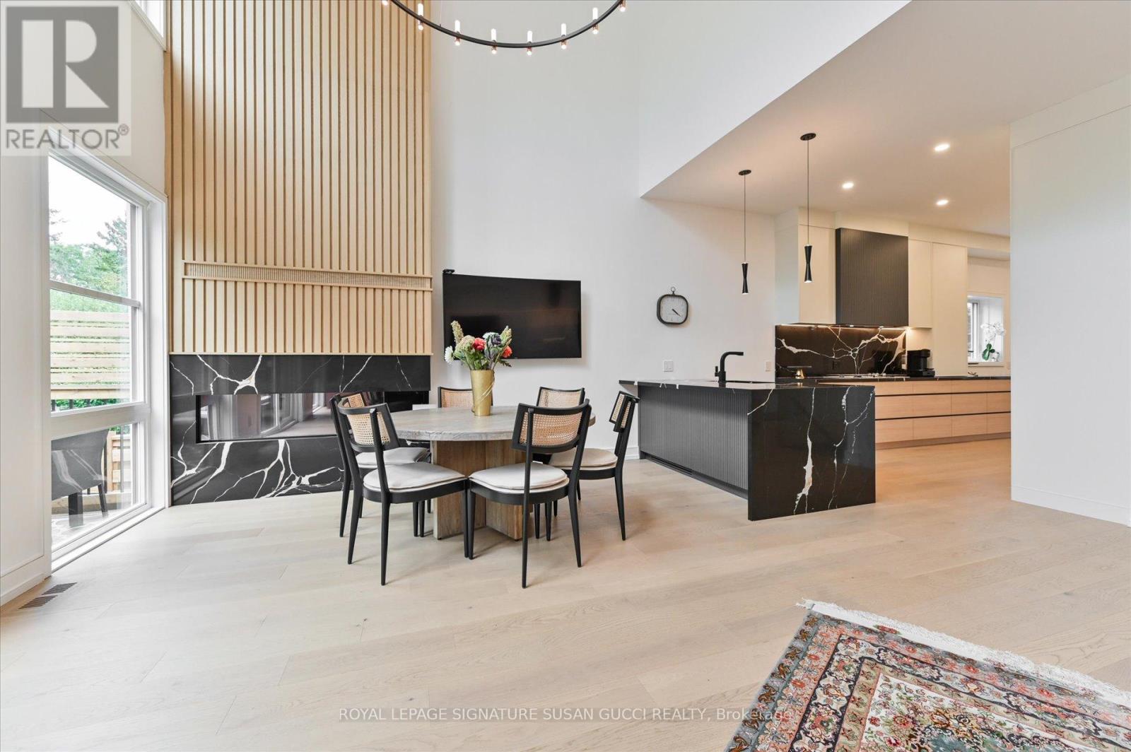 36 Glenshaw Crescent, Toronto, Ontario  M4B 2C9 - Photo 11 - E12717634